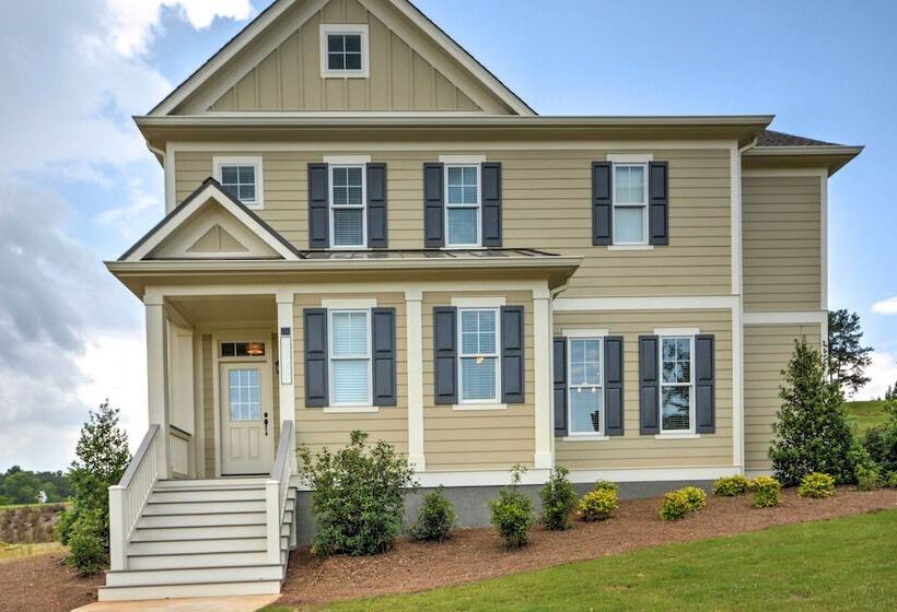 Spacious Family Friendly Retreat W/ Winter Rates!