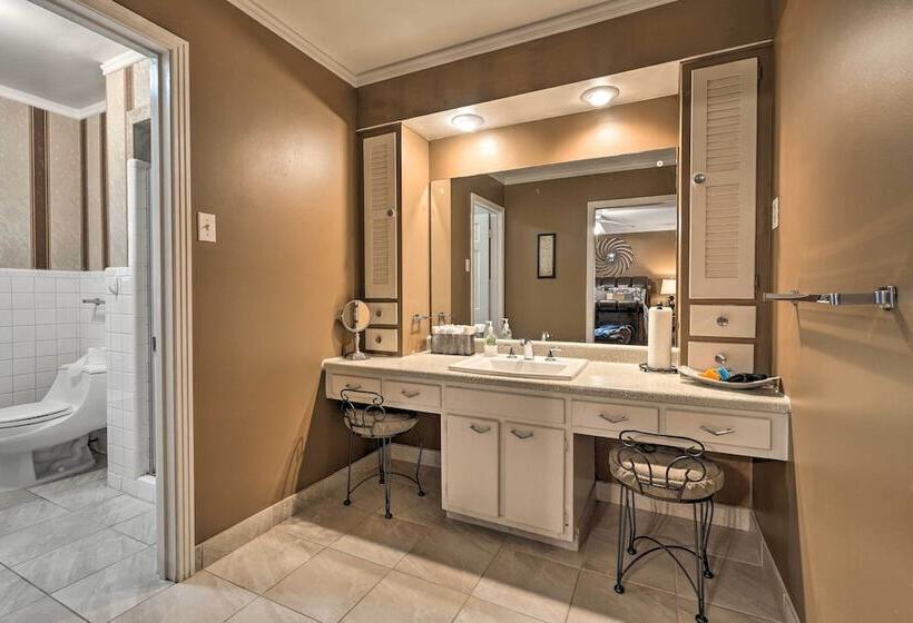 Spacious Memphis Home Walk To Graceland