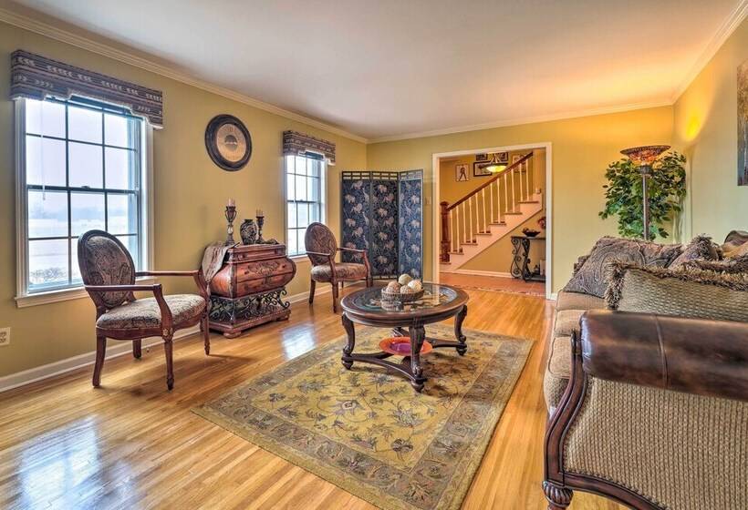 Spacious Memphis Home Walk To Graceland