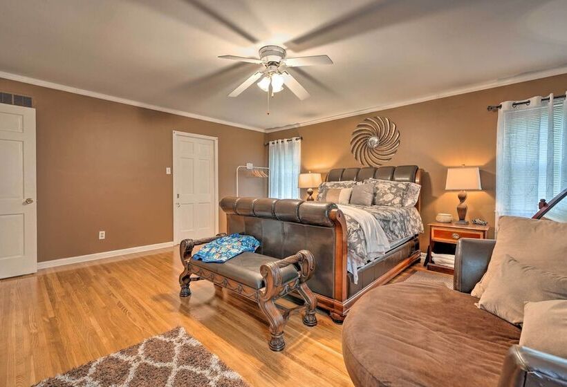 Spacious Memphis Home Walk To Graceland