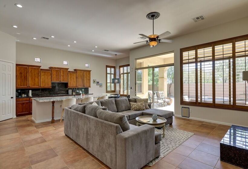 Spacious North Phoenix Oasis W/ Pool & Patio!