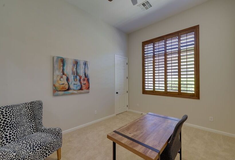 Spacious North Phoenix Oasis W/ Pool & Patio!