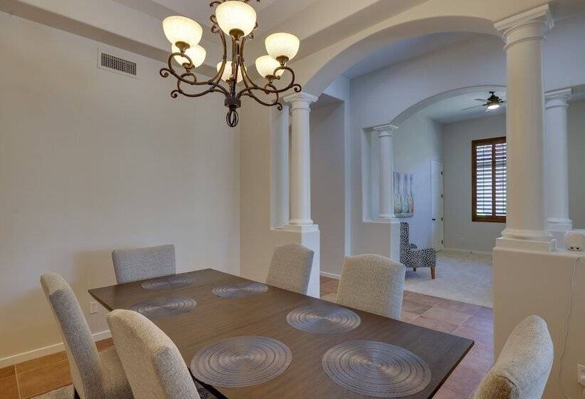 Spacious North Phoenix Oasis W/ Pool & Patio!