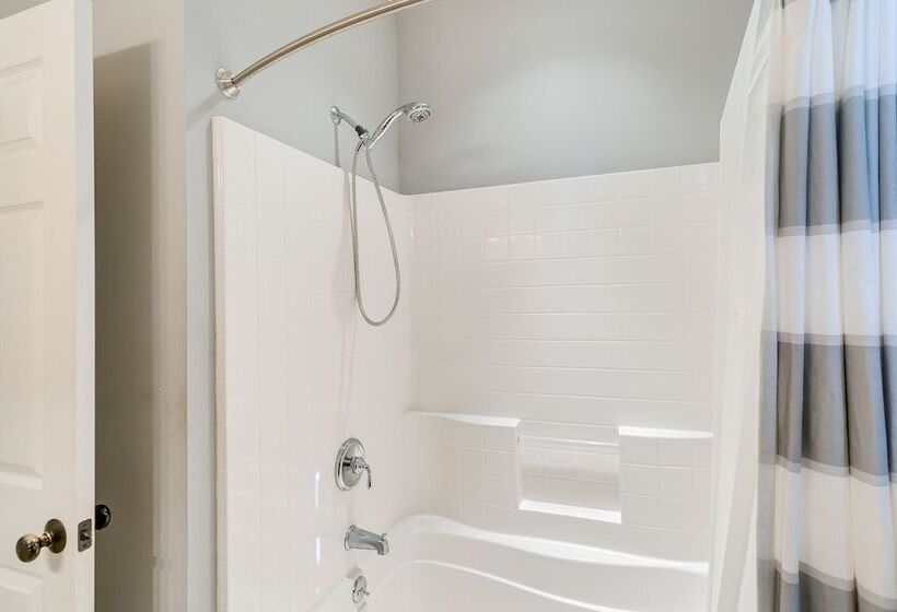 St Simons Island Vacation Rental: 5 Mi To Beach!