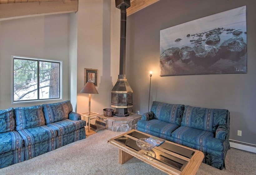 Stateline Ski House: Walk To Boulder Lift!