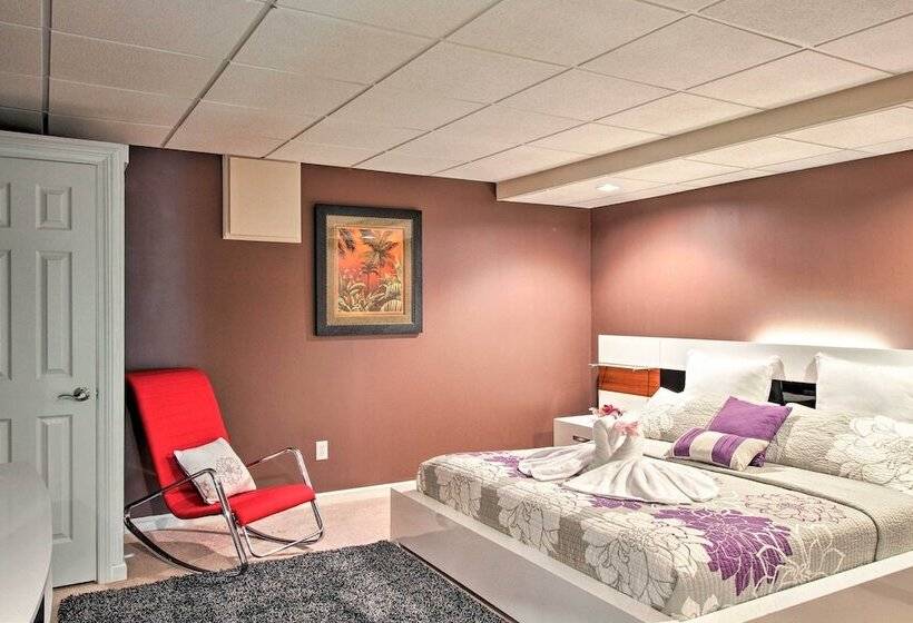 Stunning Duluth Family House W/ Fireplace & Patio!