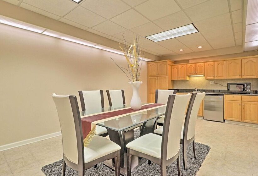 Stunning Duluth Family House W/ Fireplace & Patio!