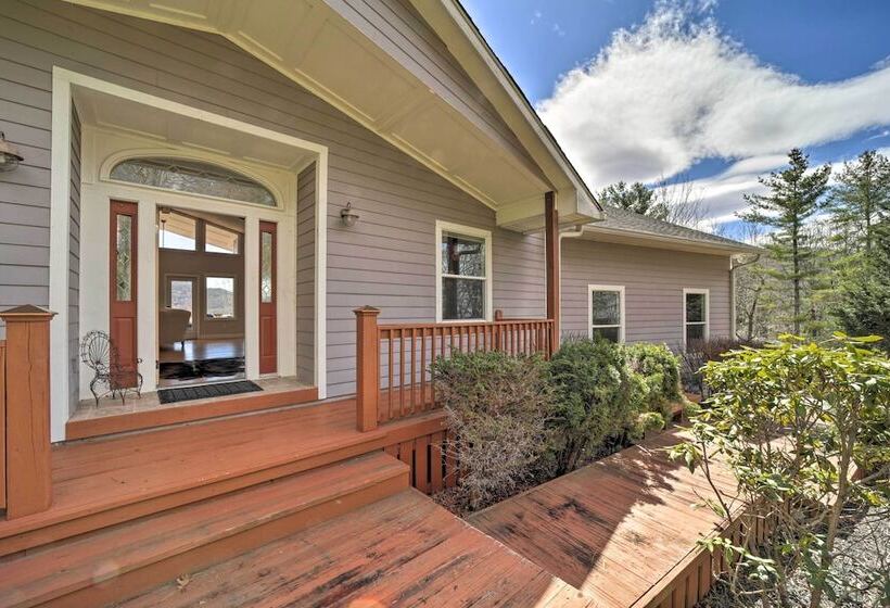 Stunning Sky Valley Home W/ Mountain Views!