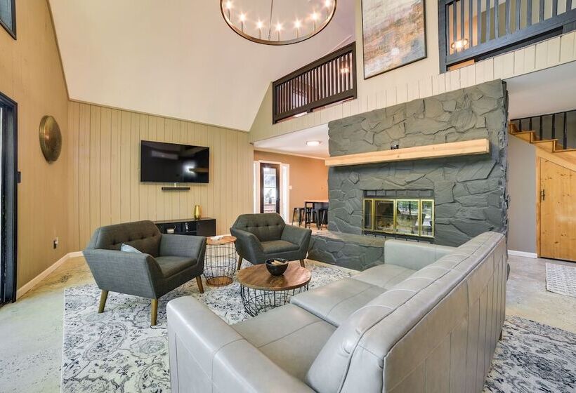 Stunning Valdosta A Frame Home With Private Pool!