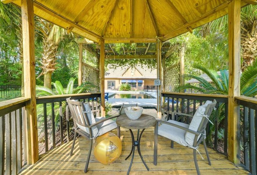 Stunning Valdosta A Frame Home With Private Pool!
