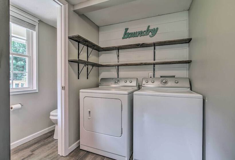 Stylish Fort Payne Retreat: Hike & Rock Climb