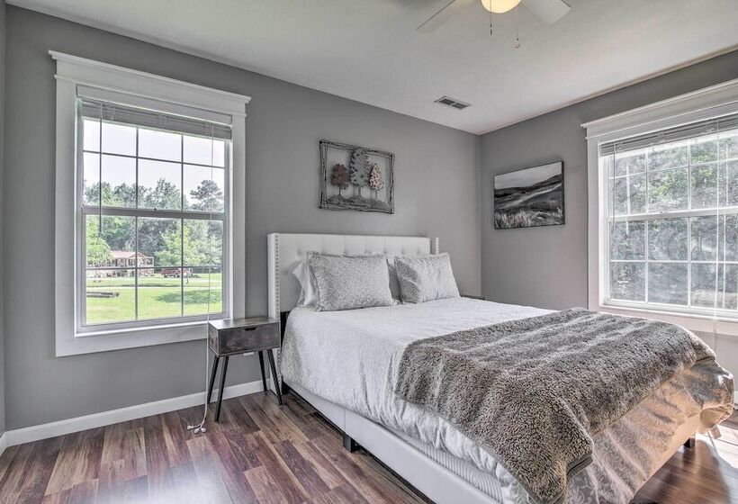 Stylish Fort Payne Retreat: Hike & Rock Climb