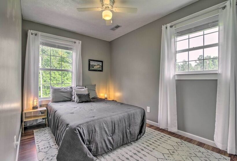 Stylish Fort Payne Retreat: Hike & Rock Climb