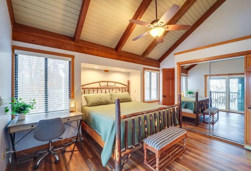 Sugar Mountain Chairlift View Home W/ Hot Tub!