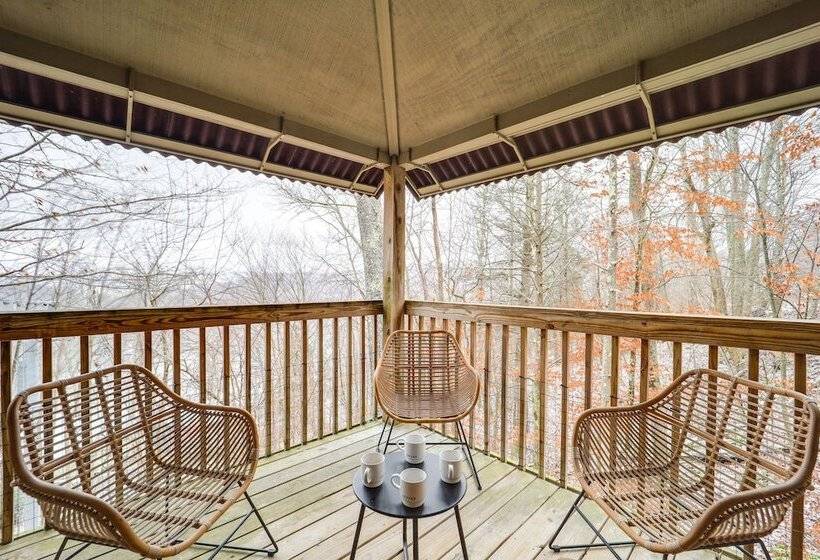 Sugar Mountain Chairlift View Home W/ Hot Tub!