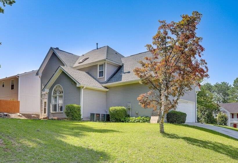 Sunny Lithonia Home ~ 7 Mi To Stone Mountain Park!