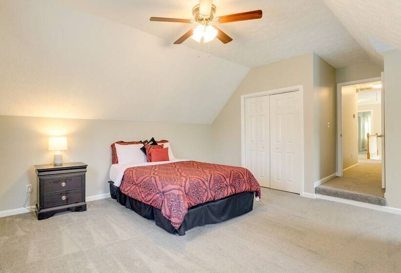 Sunny Lithonia Home ~ 7 Mi To Stone Mountain Park!