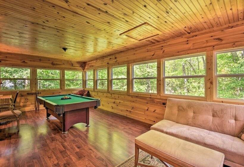 The Bear Paw At The Sautee Mountain Retreat