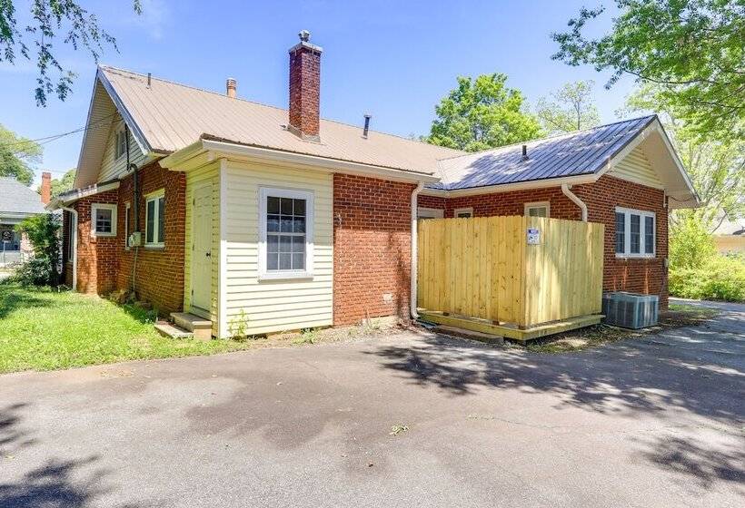 The Inn On Second    Jackson Family Home!