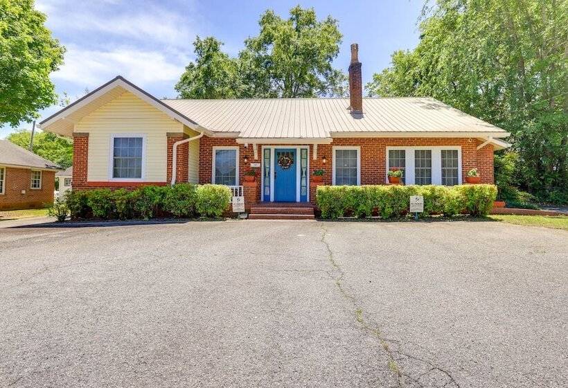 The Inn On Second    Jackson Family Home!