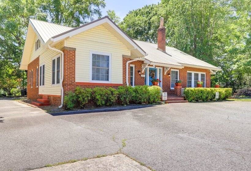 The Inn On Second    Jackson Family Home!