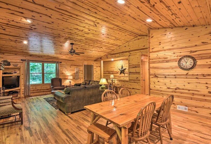 The Mountain Laurel Sautee Mountain Retreat