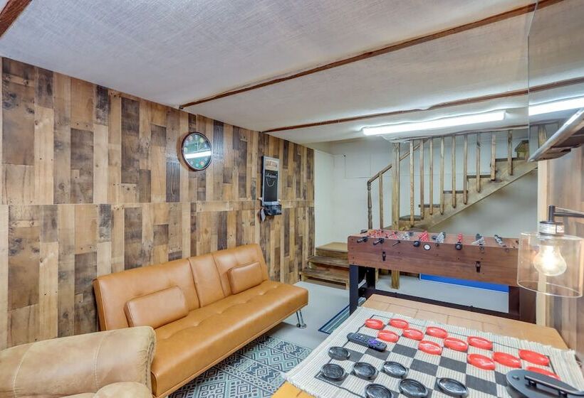 The Sunrise Cottage W/ Hot Tub, 3 Mi To Downtown