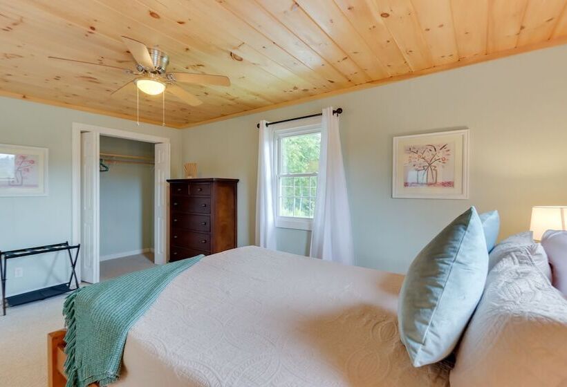 The Sunrise Cottage W/ Hot Tub, 3 Mi To Downtown