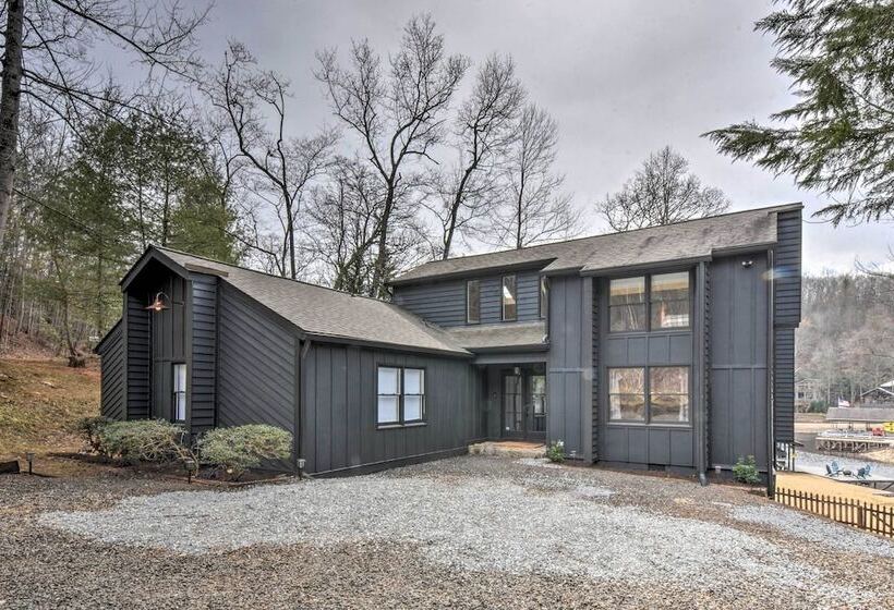 The Ultimate Luxury Retreat On Lake Burton!