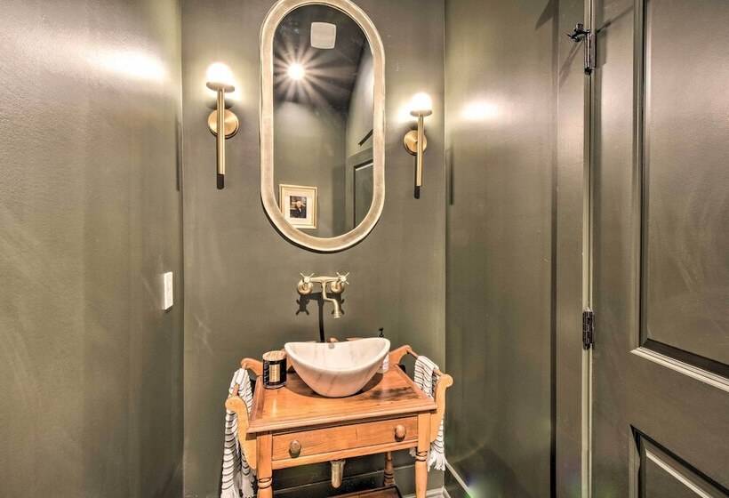 The Ultimate Luxury Retreat On Lake Burton!