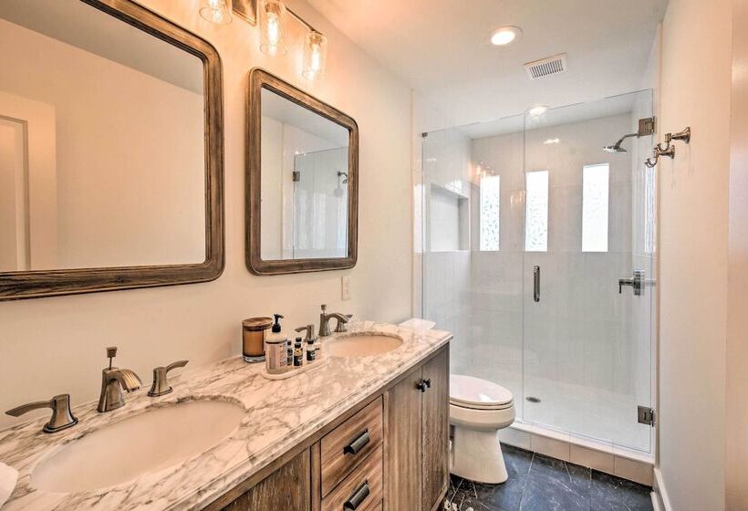 The Ultimate Luxury Retreat On Lake Burton!