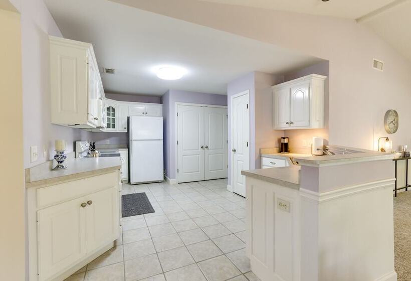 Tranquil Thomasville Retreat W/ Deck + Dining Area