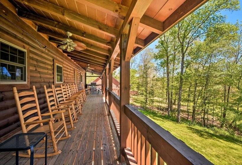 Trenton Cabin W/ Hot Tub   14 Mi To Lookout Mtn!