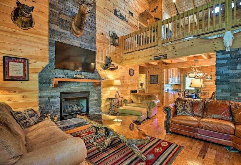 Trenton Cabin W/ Hot Tub   14 Mi To Lookout Mtn!