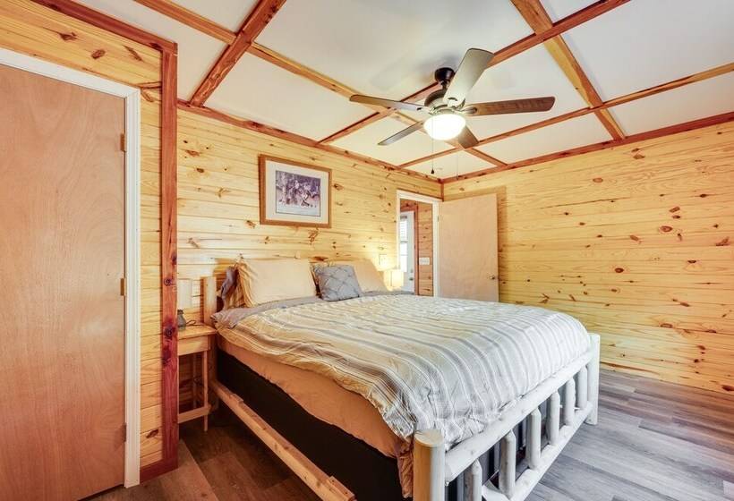 Troy Cabin W/ River Access: Fish, Kayak & More!