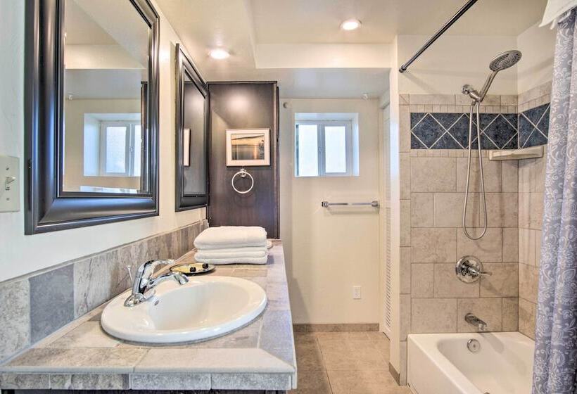 Tucson House W/ Private Pool: 5 Mi To Downtown!