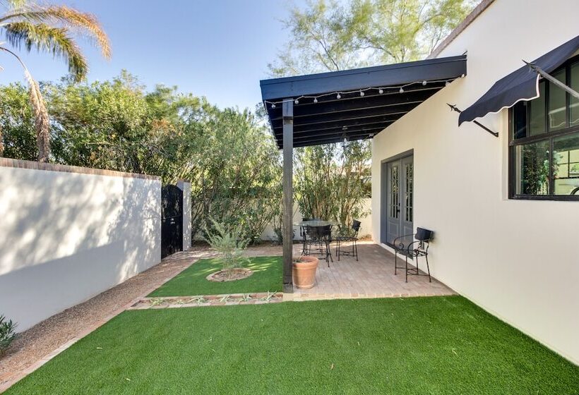 Tucson Spanish Bungalow W/ Yard, Near Downtown!