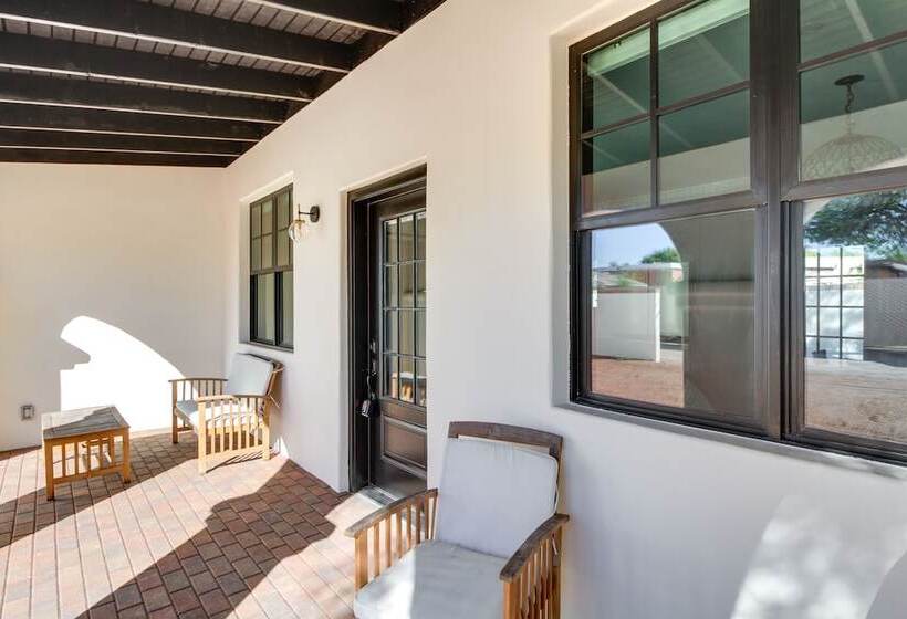 Tucson Spanish Bungalow W/ Yard, Near Downtown!