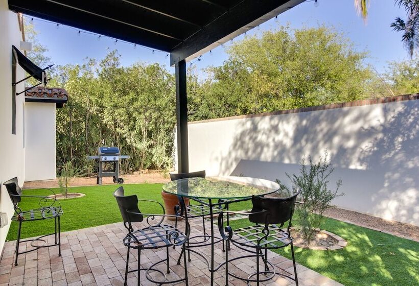 Tucson Spanish Bungalow W/ Yard, Near Downtown!