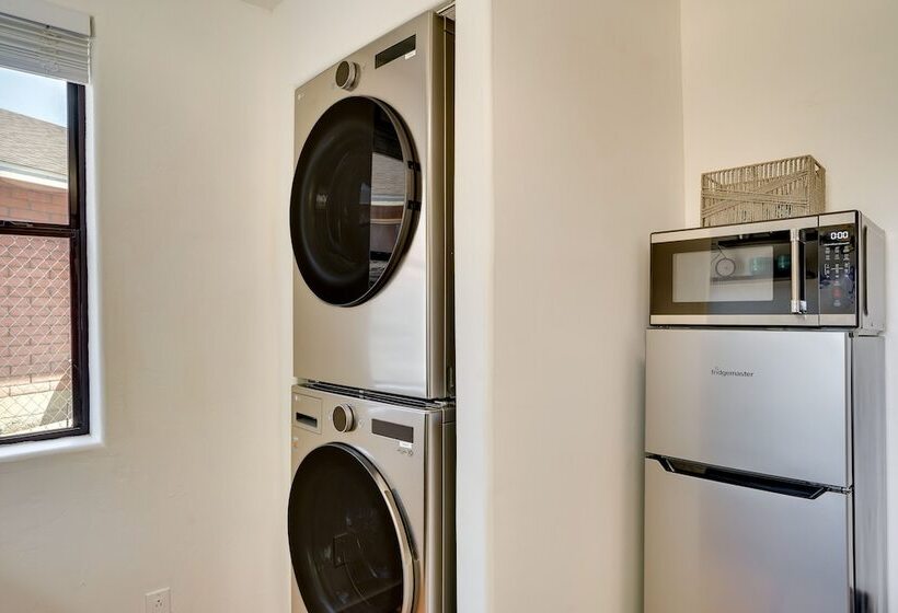 Tuscon Desert Retreat With Patio Near U Of A!