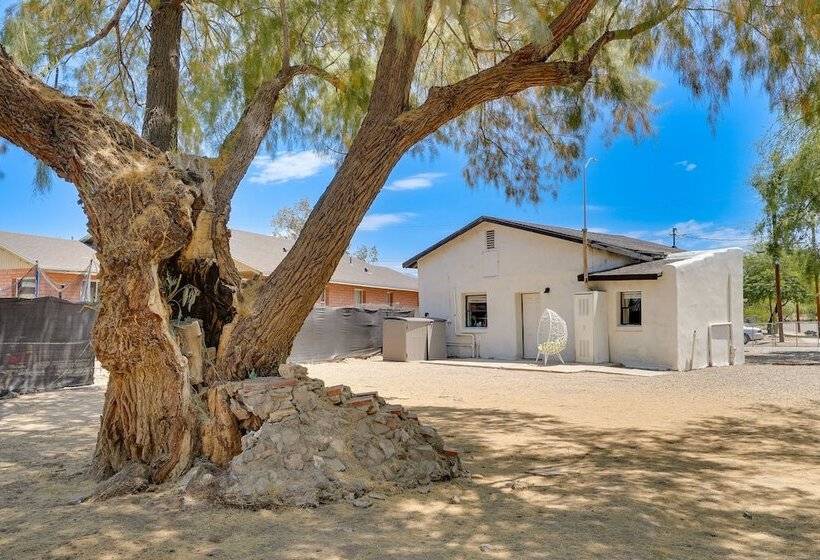 Tuscon Desert Retreat With Patio Near U Of A!