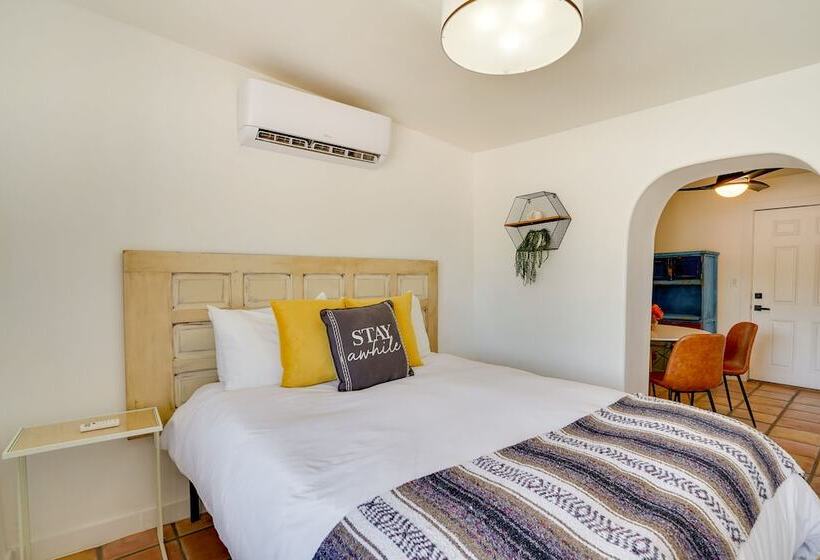 Tuscon Desert Retreat With Patio Near U Of A!