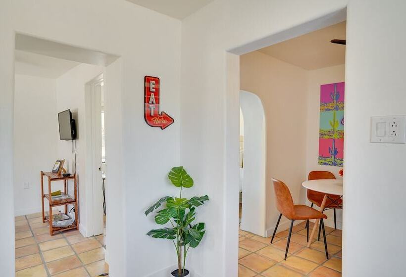 Tuscon Desert Retreat With Patio Near U Of A!