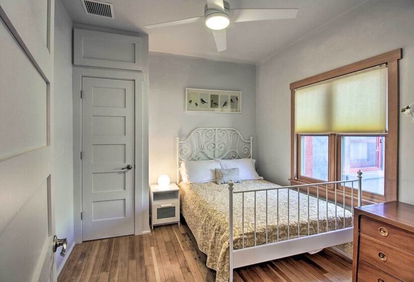 Unique & Historic Abode: Explore Downtown Tucson!