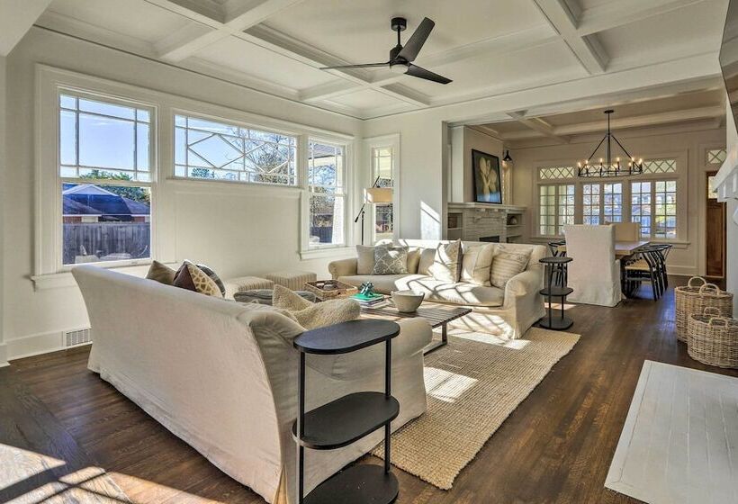 Updated Columbus Home < 3 Mi To Downtown!