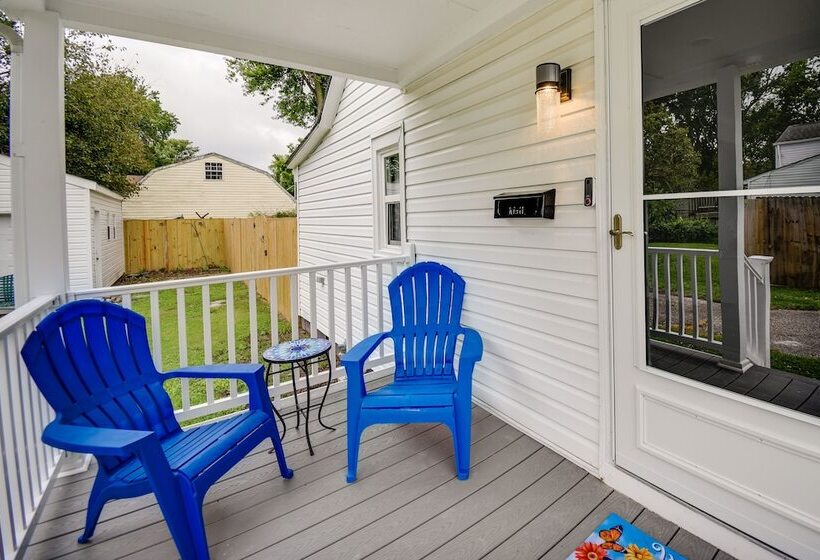 Walk To Beach: Hampton Home W/ Grill!