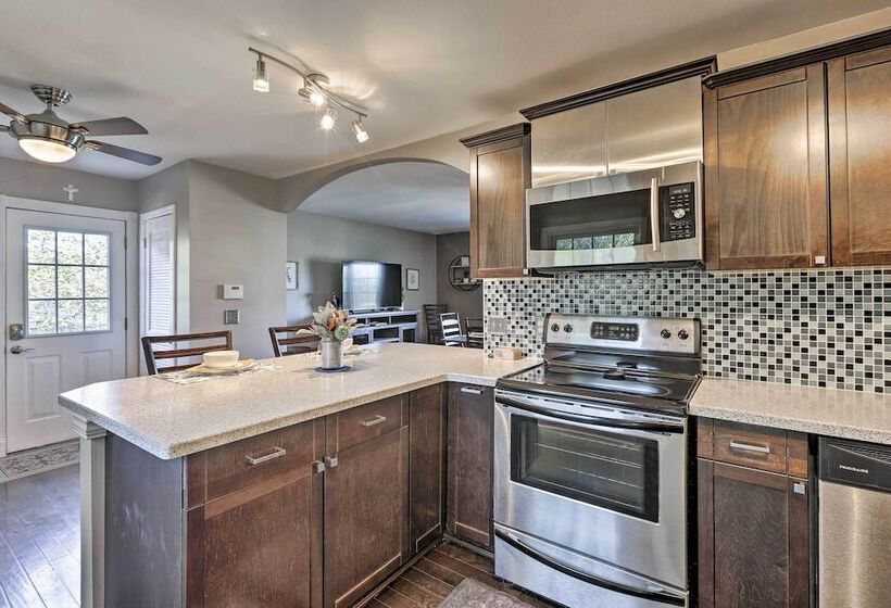 Walk To Music Row: Nashville Home In Edgehill!