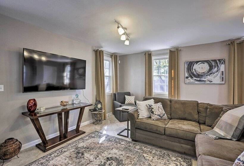 Walk To Music Row: Nashville Home In Edgehill!