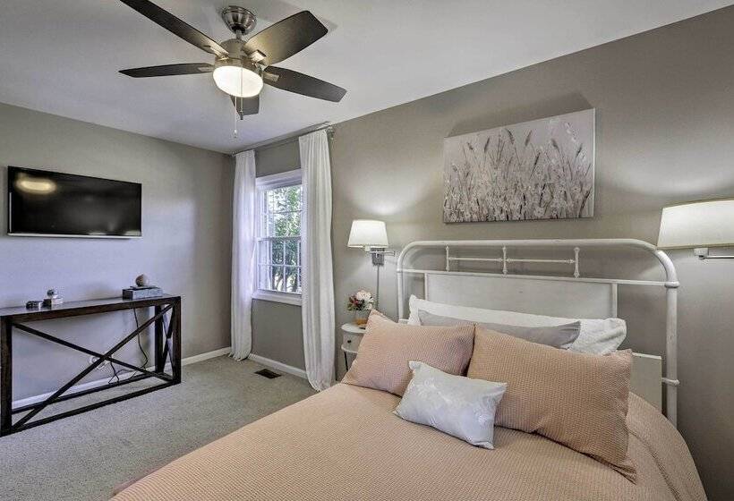 Walk To Music Row: Nashville Home In Edgehill!