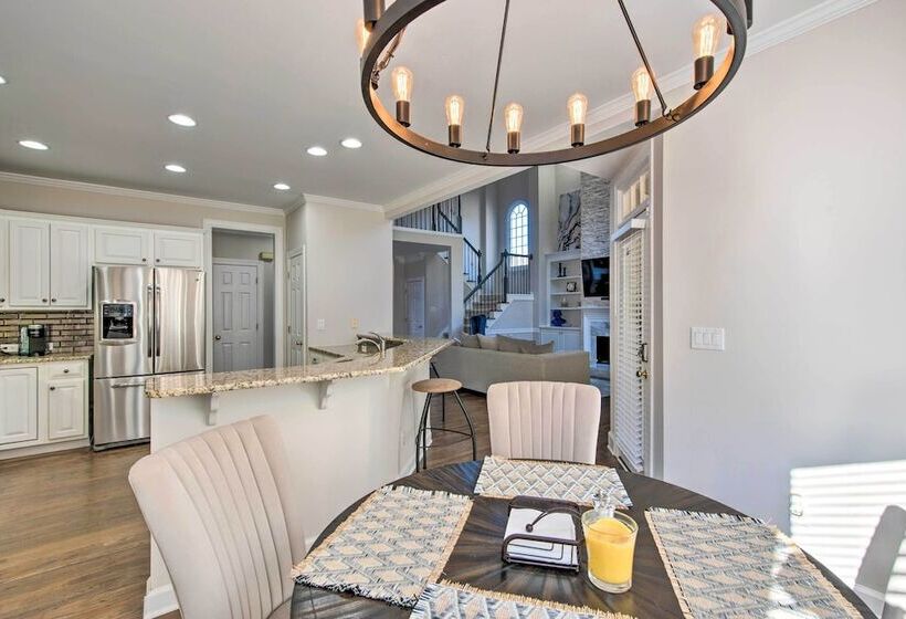 Updated Mableton Home ~ 14 Miles To Downtown Atl!